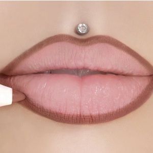 NWT Jeffree Star Lip Crayon